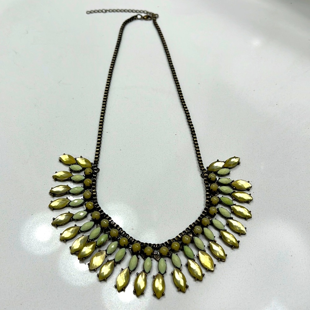 World market green/gold necklace